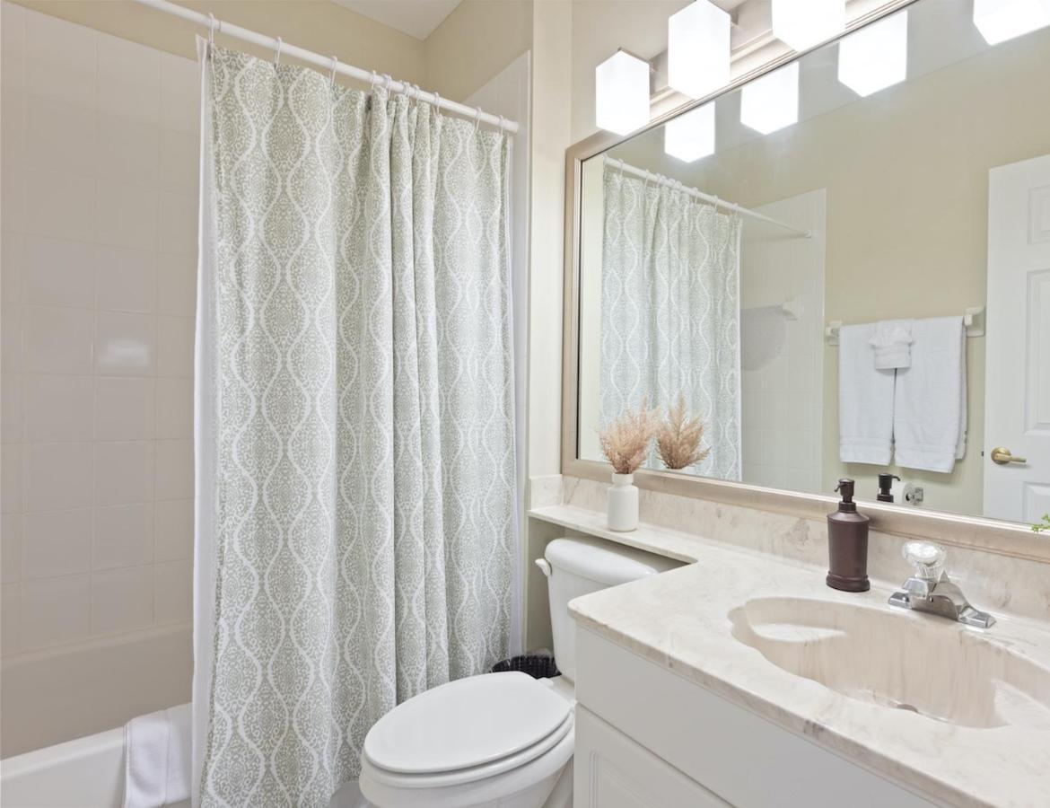 Lely Greenlinks Top Floor - On Golf Course, Minutes From Beaches, Downtown! Naples Exterior photo
