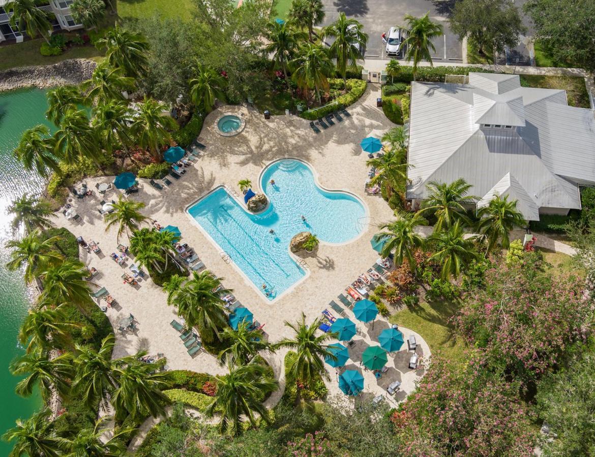 Lely Greenlinks Top Floor - On Golf Course, Minutes From Beaches, Downtown! Naples Exterior photo
